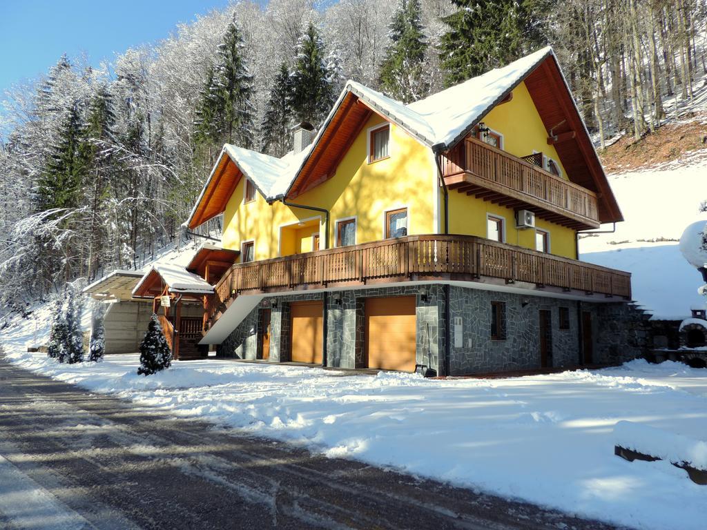Apartments Gatej Cerkno Zewnętrze zdjęcie